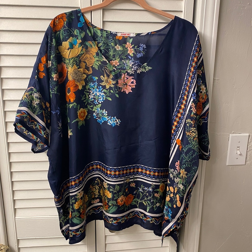 Johnny Was 100% Silk Navy & Floral Short Sleeve Tunic